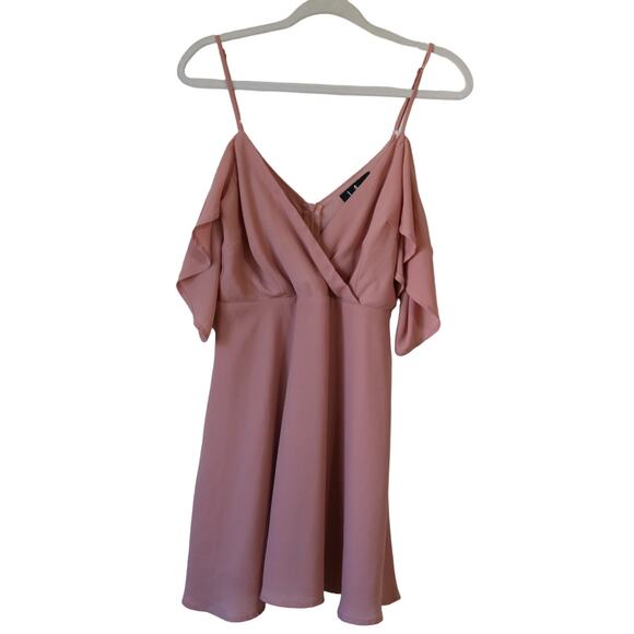Lulu's Off Shoulder Flutter Sleeve V Neck Pink Skater  Dress Medium - Picture 1 of 8